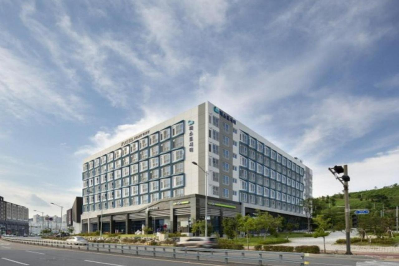 Yeosu Hotel First City エクステリア 写真