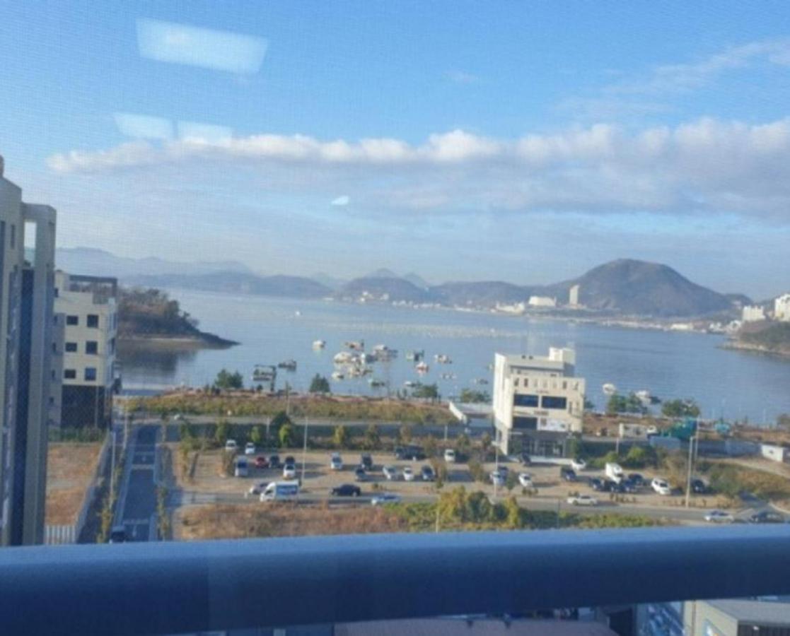 Yeosu Hotel First City エクステリア 写真