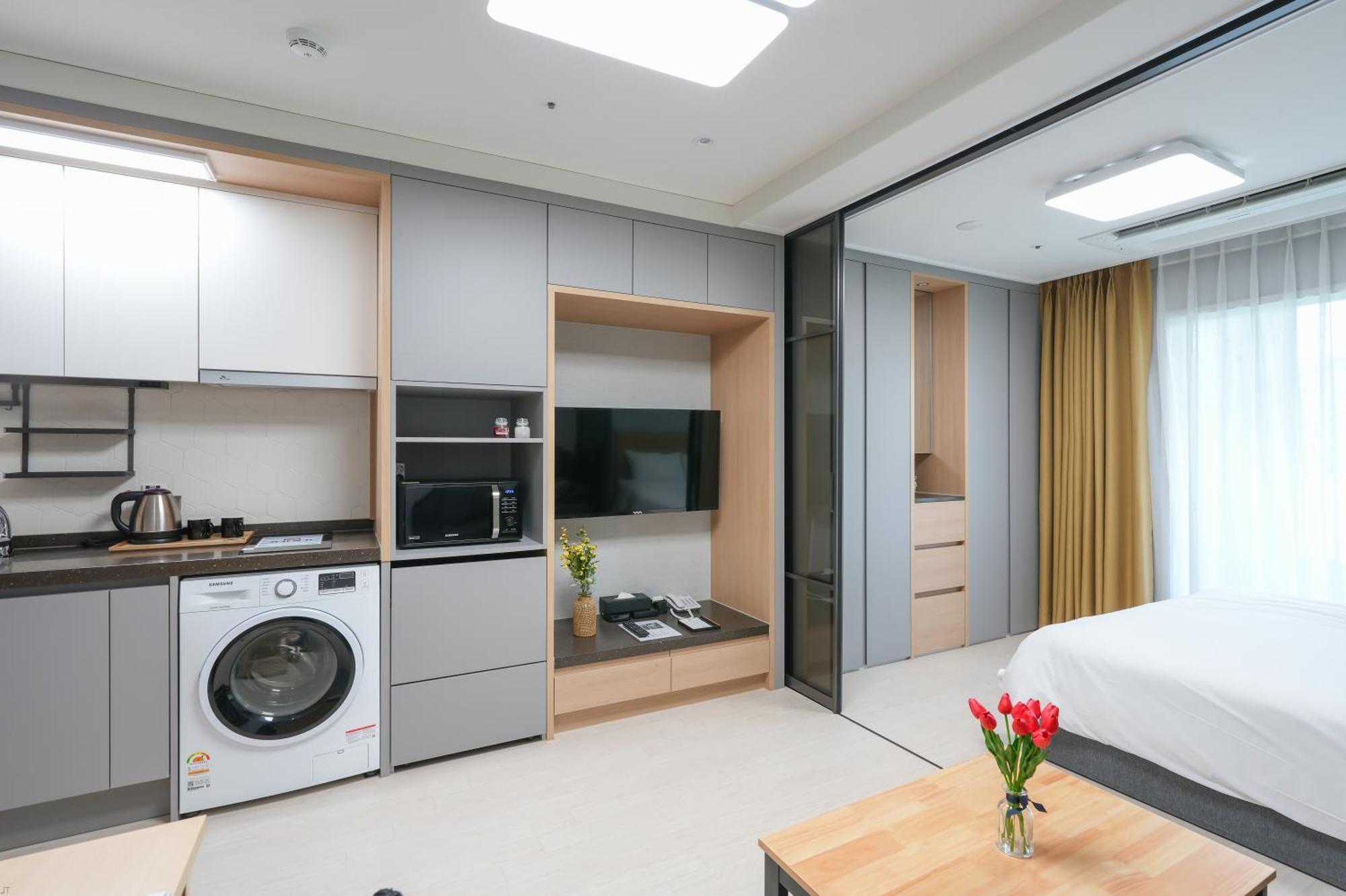 Yeosu Hotel First City エクステリア 写真